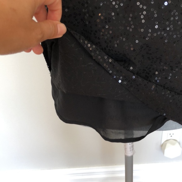 NWOT - Smart Set black halter style sleeveless top - Picture 6 of 7